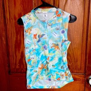 Dan skin womens medium bike kit top tank. New without tags